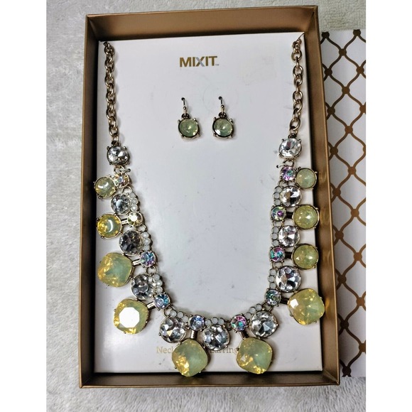 MixIt Necklace Earrings Box Set Retro Jewelry Statement Mix It Lemon Yellow Gold - Picture 3 of 15